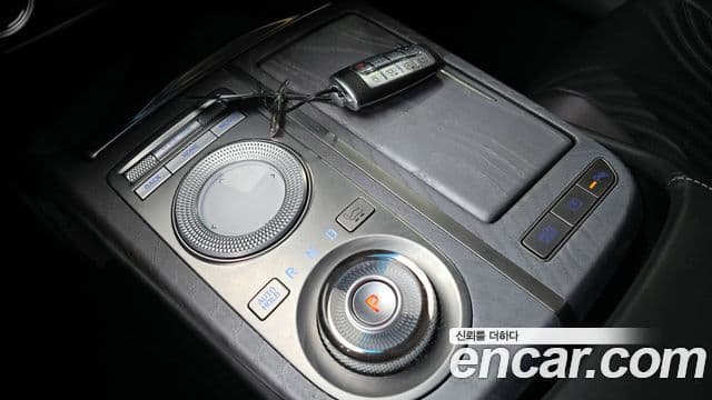 Genesis Electrified G80 2020 — фото 9 из 20