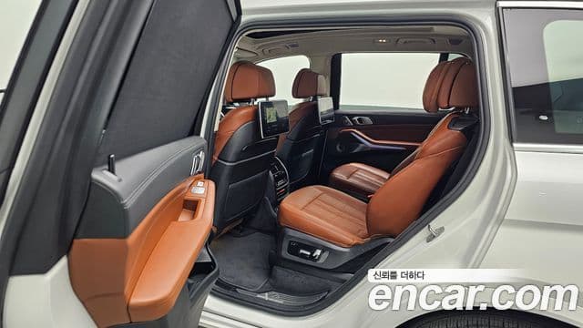 BMW X7 2021 — Şəkil 12/20