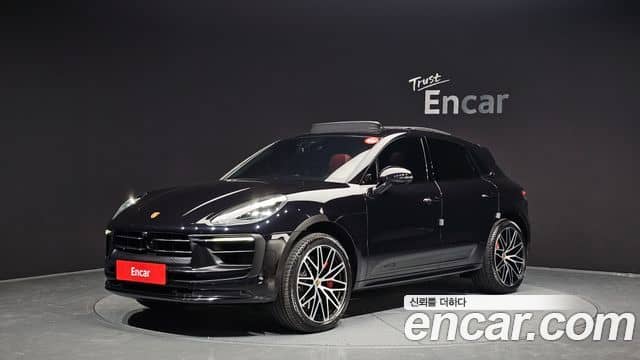 Porsche Macan, 2023