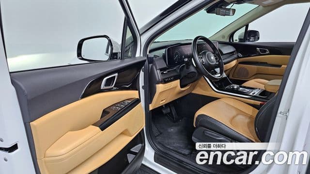Kia Carnival 2020 — Фото 10/20
