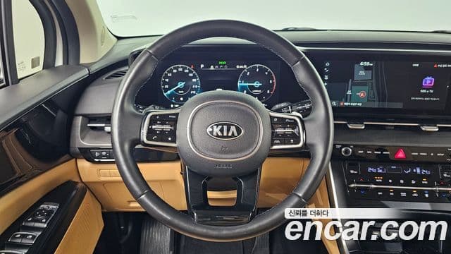 Kia Carnival 2020 — Фото 15/20