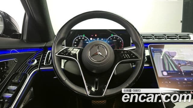 Mercedes-Benz S-Class 2025 — ფოტო 13/20