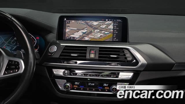 BMW X4 2021 — Şəkil 14/20