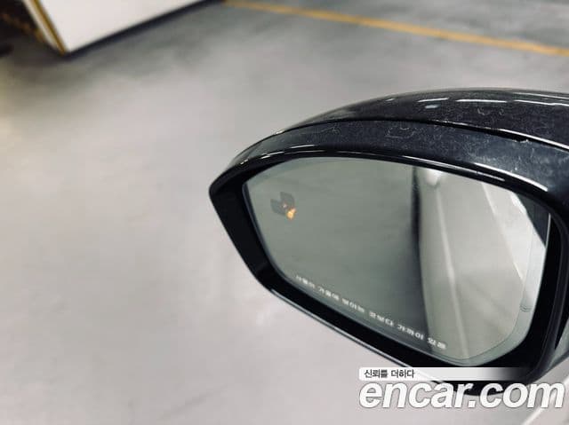 Land Rover Discovery Sport 2025 — фото 15 из 20