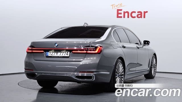 BMW 7 Series 2021 — Photo 15/20