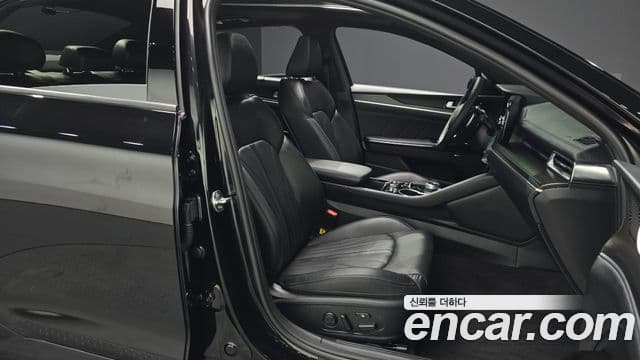 Kia K5 2022 — фото 8 из 20