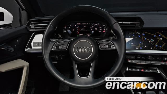 Audi A3 2023 — фото 13 из 20