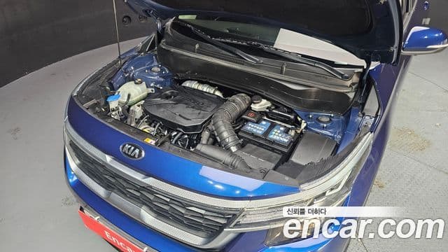 Kia Seltos 2019 — ფოტო 6/20