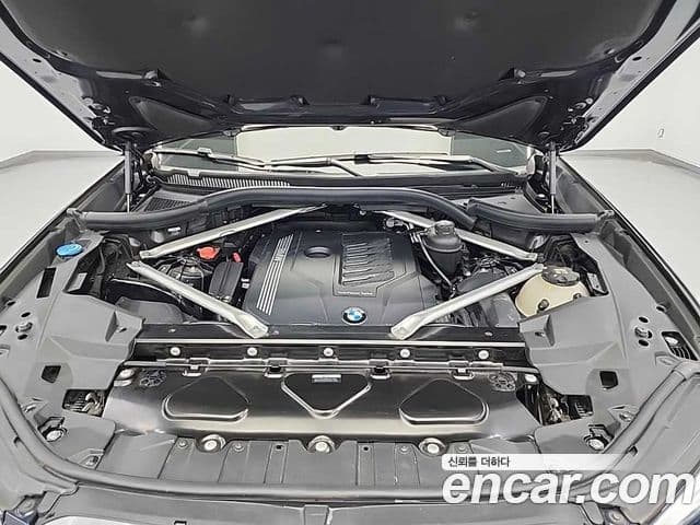 BMW X6 2022 — ფოტო 6/18