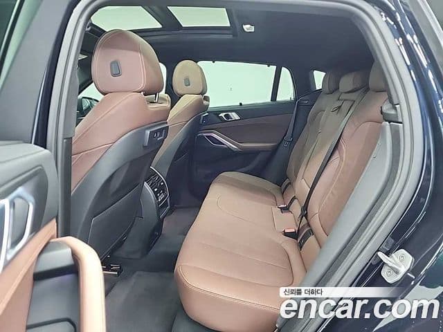 BMW X6 2022 — ფოტო 7/18