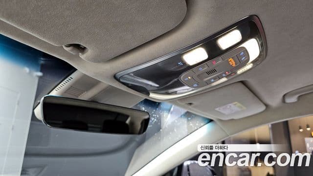 Genesis Electrified G80 2020 — Şəkil 12/20