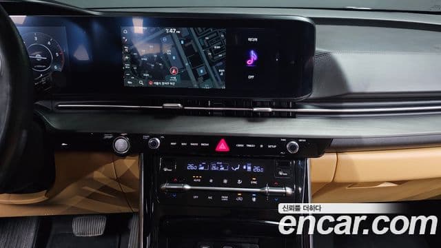 Kia Carnival 2022 — фото 14 из 20