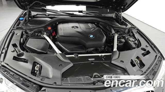 BMW 5 Series 2023 — фото 6 из 20