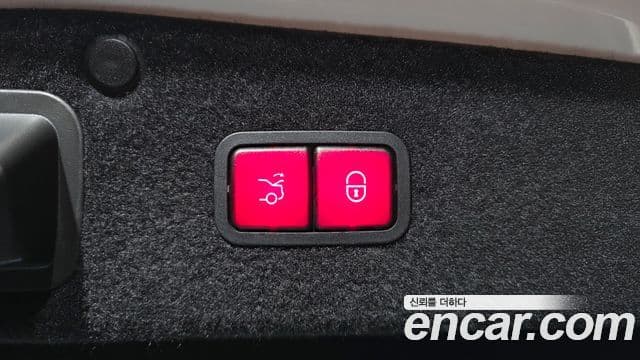 Mercedes-Benz S-Class 2020 — ფოტო 19/20