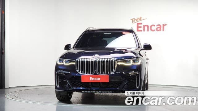 BMW X7 2022 — Photo 13/20