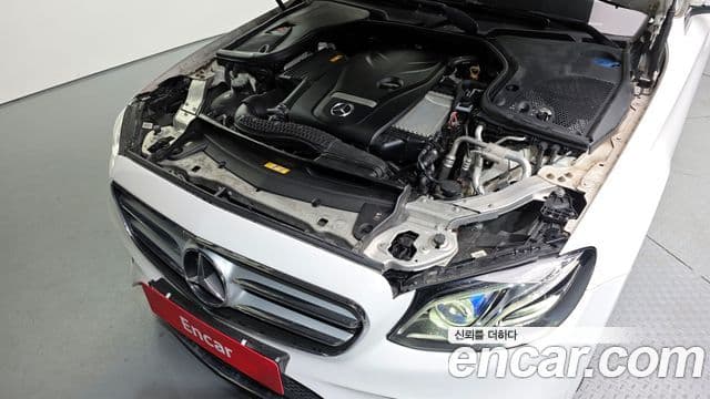 Mercedes-Benz E-Class 2019 — Şəkil 6/20