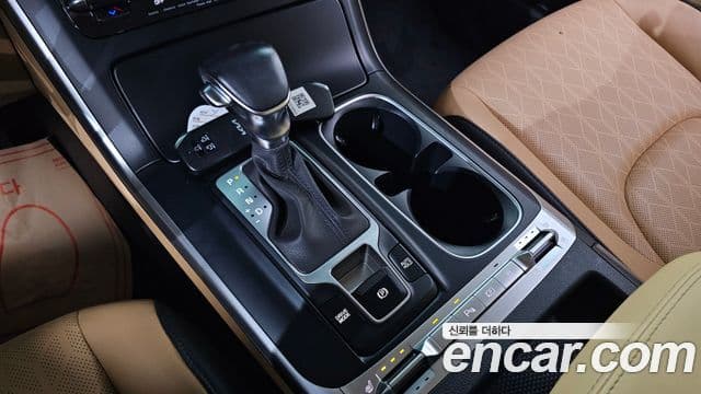 Kia Carnival 2021 — Şəkil 9/20
