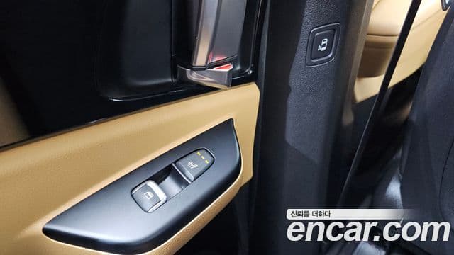 Kia Carnival 2021 — фото 20 из 20