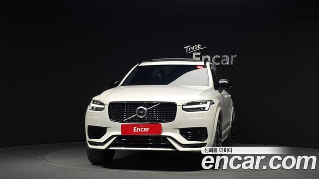 Volvo XC90 2020 — ფოტო 2/20