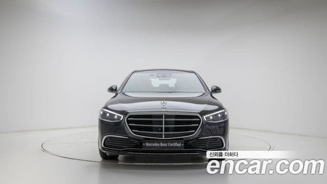Mercedes-Benz S-Class 2025 — Фото 2/20