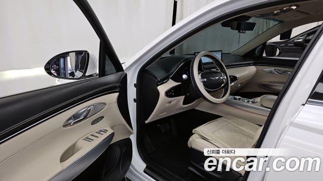 Genesis GV70 2022 — ფოტო 10/20