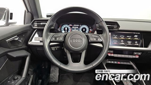 Audi A3 2024 — ფოტო 13/20