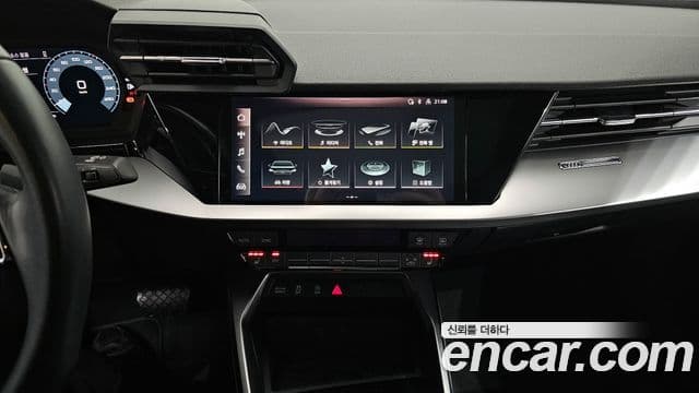 Audi A3 2024 — ფოტო 14/20
