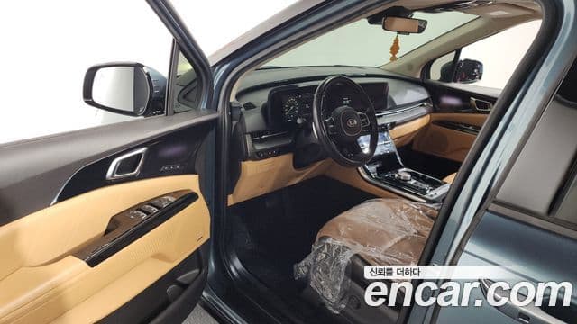 Kia Carnival 2020 — Фото 10/20