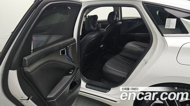 Kia K8 2025 — Şəkil 12/20