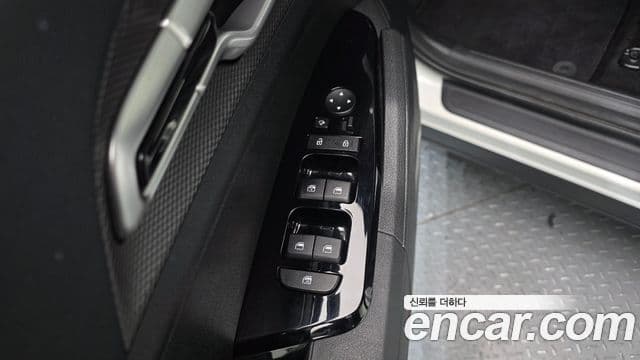 Kia Sportage 2023 — фото 14 из 20