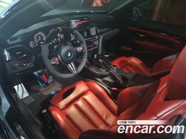 BMW M4 2018 — Photo 10/20