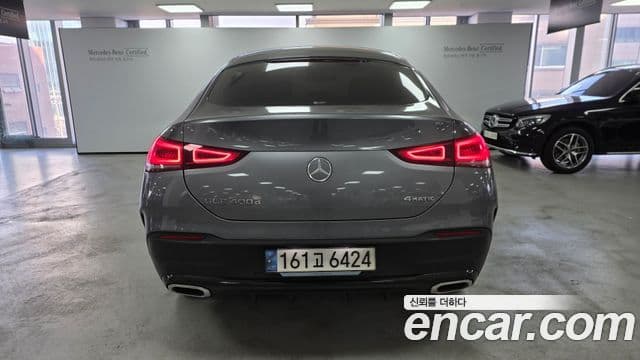 Mercedes-Benz GLE-Class 2022 — Photo 4/17