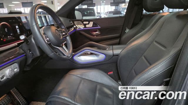 Mercedes-Benz GLE-Class 2022 — Photo 11/17