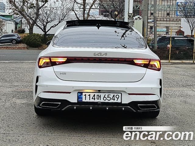 Kia K5 2023 — ფოტო 11/20
