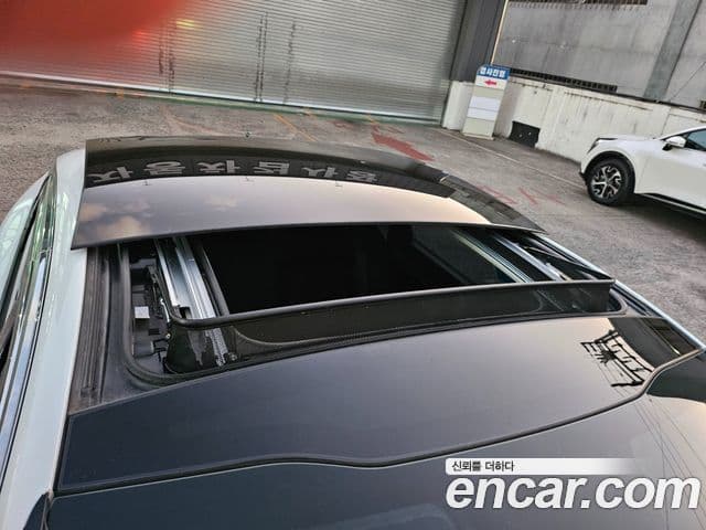 Kia K5 2023 — ფოტო 14/20