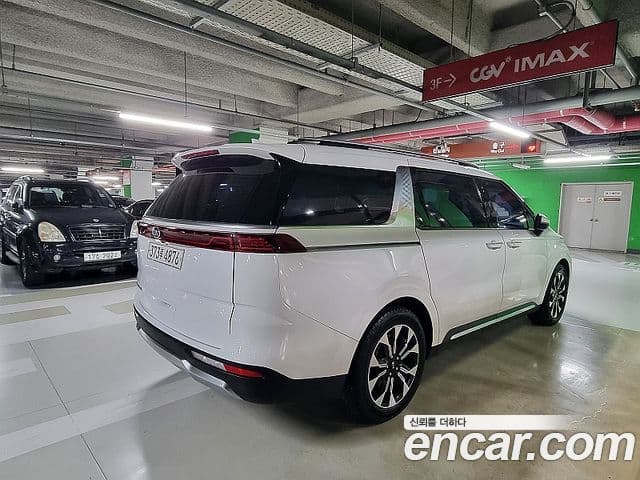 Kia Carnival 2021 — Фото 3/20