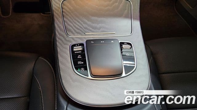 Mercedes-Benz E-Class 2023 — ფოტო 1/20