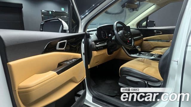 Kia Carnival 2022 — Şəkil 11/20