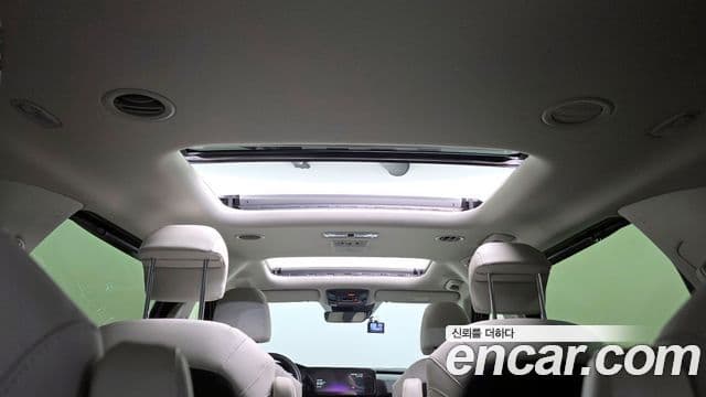 Kia Carnival 2023 — фото 20 из 20