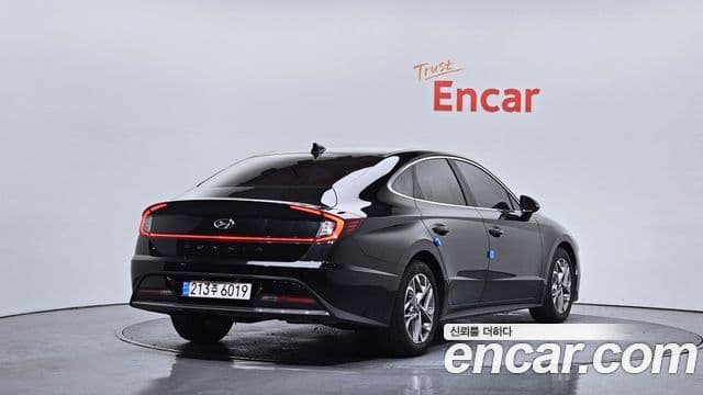 Hyundai Sonata 2020 — фото 2 из 20