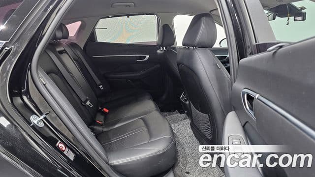 Hyundai Sonata 2020 — фото 12 из 20