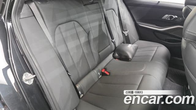 BMW 3 Series 2023 — Şəkil 12/20