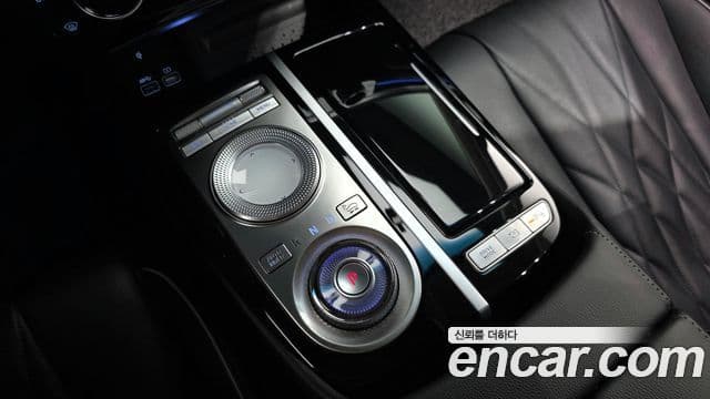 Genesis Electrified G80 2021 — фото 9 из 20