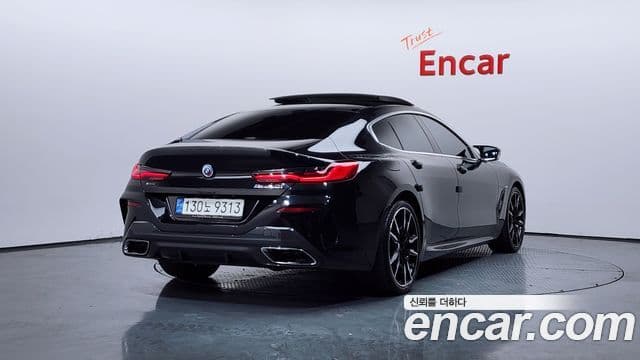 BMW 8 Series 2022 — Şəkil 5/20