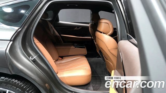 Genesis Electrified G80 2022 — Şəkil 12/20