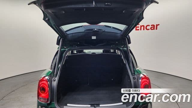 Mini Cooper S Countryman 2020 — фото 20 из 20