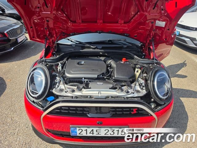 Mini Cooper S 2025 — фото 6 из 20