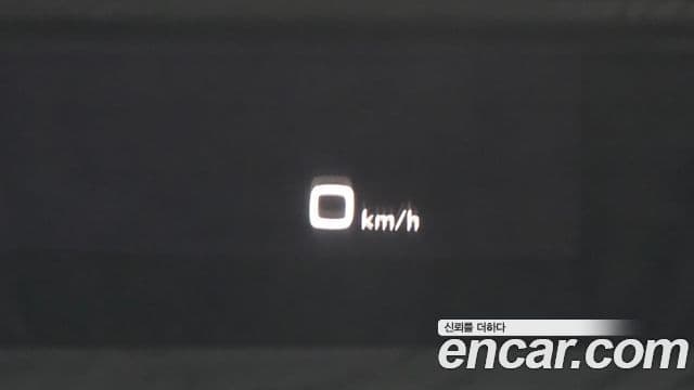 Audi A4 2021 — ფოტო 16/20