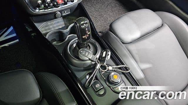 Mini Cooper Clubman 2021 — Şəkil 9/20