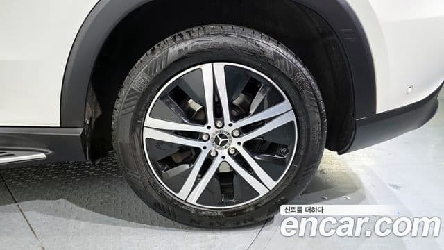 Mercedes-Benz GLE-Class 2019 — фото 5 из 20
